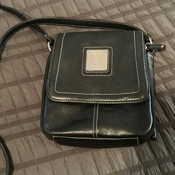 Tignanello cross body purse black leather - Picture 12 of 16